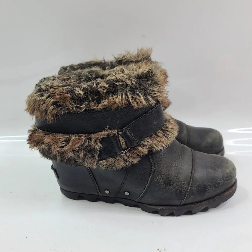 Sorel Women's Black Joan Of Arctic Wedge Fur Leather Ankle Winter Boots Size 6.5